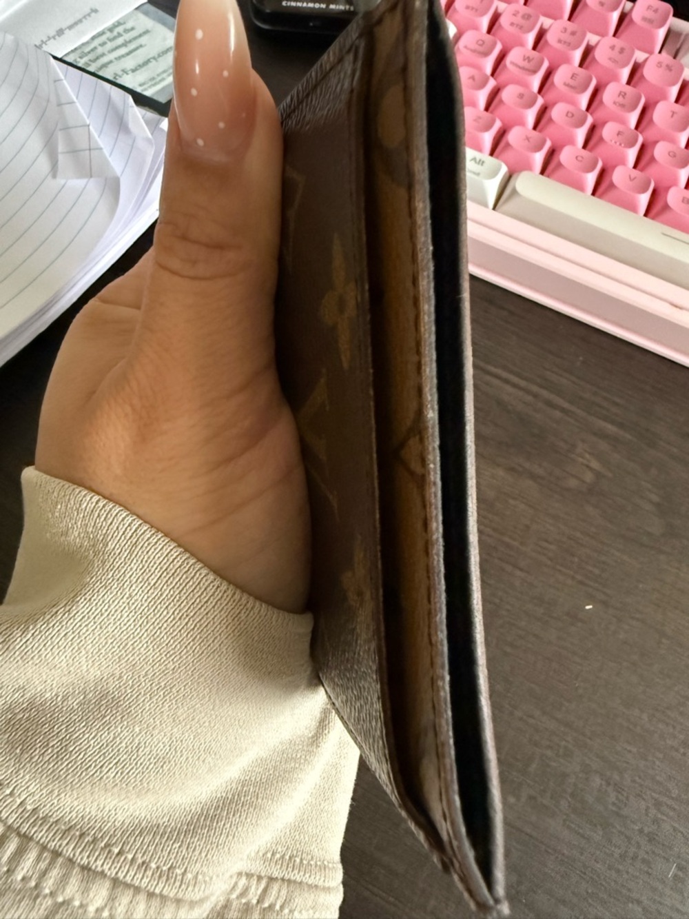 Louis Vuitton Monogram Reverse Card Holder – FULL SET + RECEIPT - Picture 4 of 7